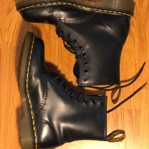original doc martens, women’s size US8